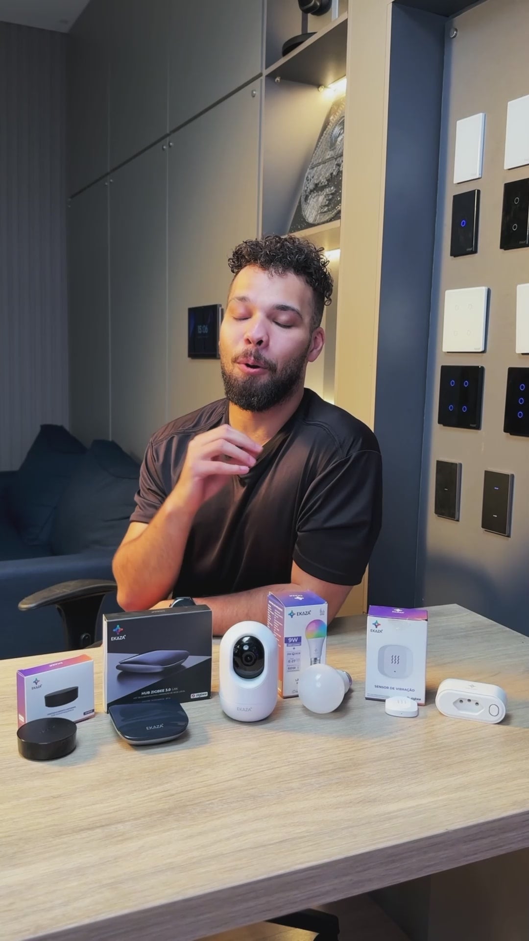 Carregar vídeo: Combo Família Conectada